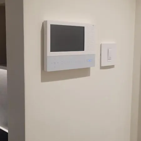 Bw Quartet 708-whit Free Garage Parking *